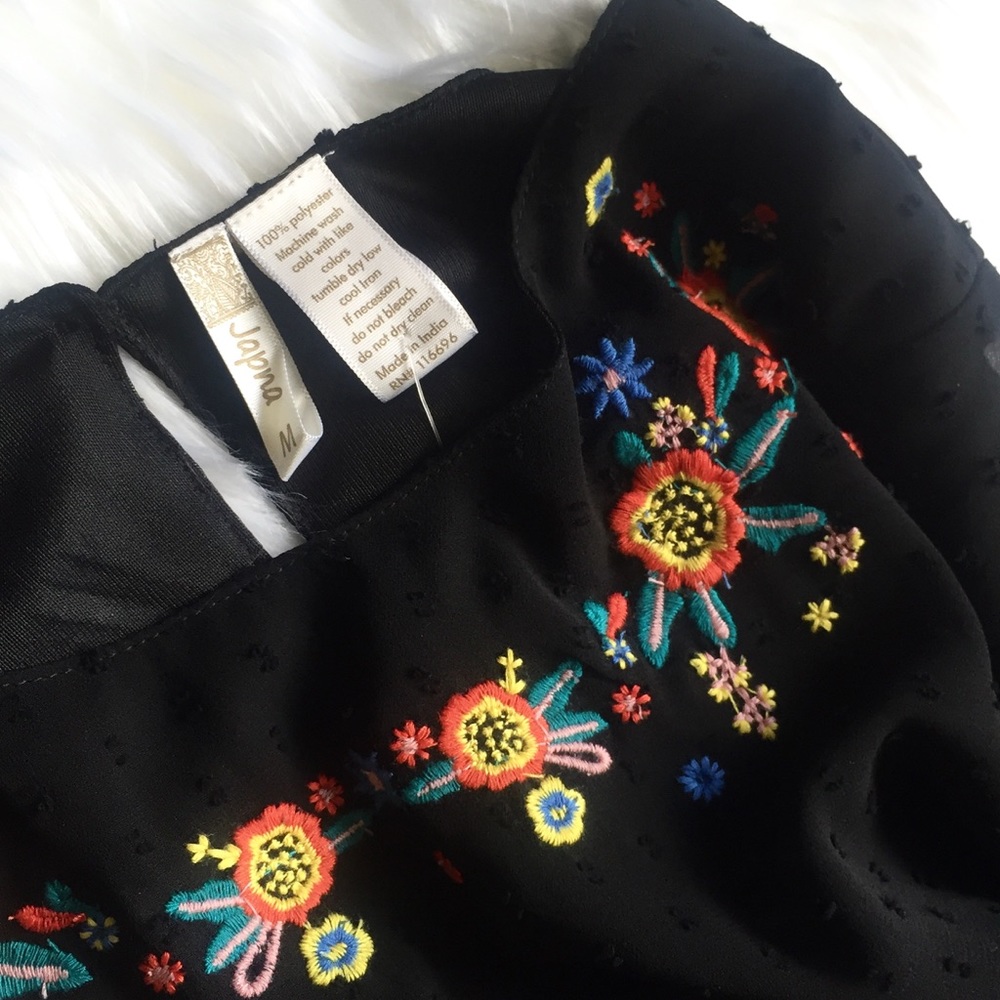 Japna Boho Embroidered Dress - Picture 4 of 7